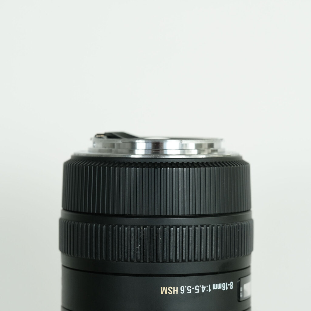 SIGMA 8-16mm F4.5-5.6DC HSM (キヤノンEF用) SIGMA 8-16mm F4.5-5.6DC HSM (キヤノンEF用)