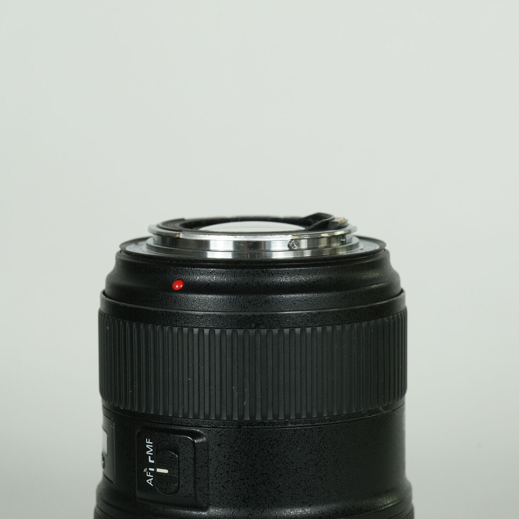 Canon EF24-70mm F2.8L II USM Canon EF24-70mm F2.8L II USM