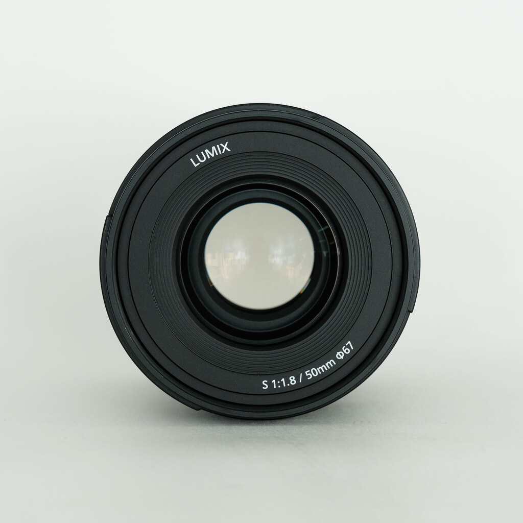 Panasonic LUMIX S 50mm F1.8 Panasonic LUMIX S 50mm F1.8