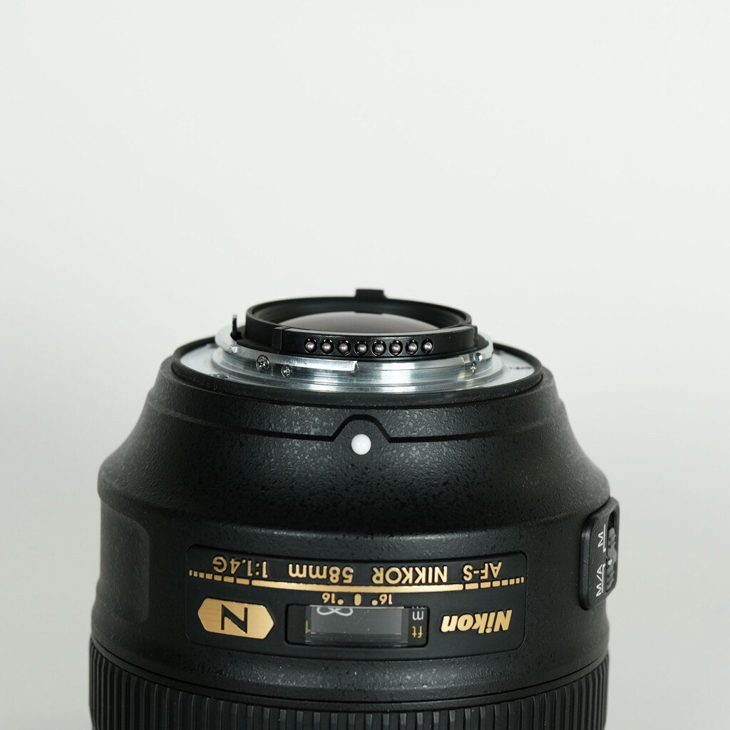 Nikon AF-S NIKKOR 58mm f/1.4G Nikon AF-S NIKKOR 58mm f/1.4G