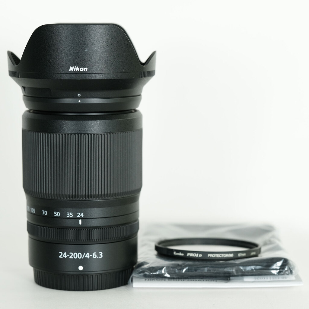 Nikon NIKKOR Z 24-200mm f/4-6.3 VR Nikon NIKKOR Z 24-200mm f/4-6.3 VR