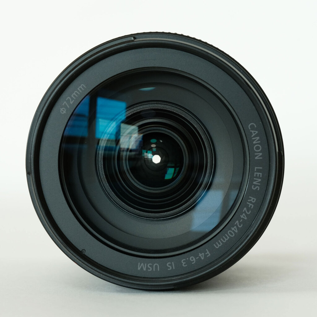 Canon RF24-240mm F4-6.3 IS USM Canon RF24-240mm F4-6.3 IS USM