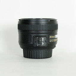 Nikon AF-S NIKKOR 50mm f/1.8G Nikon AF-S NIKKOR 50mm f/1.8G