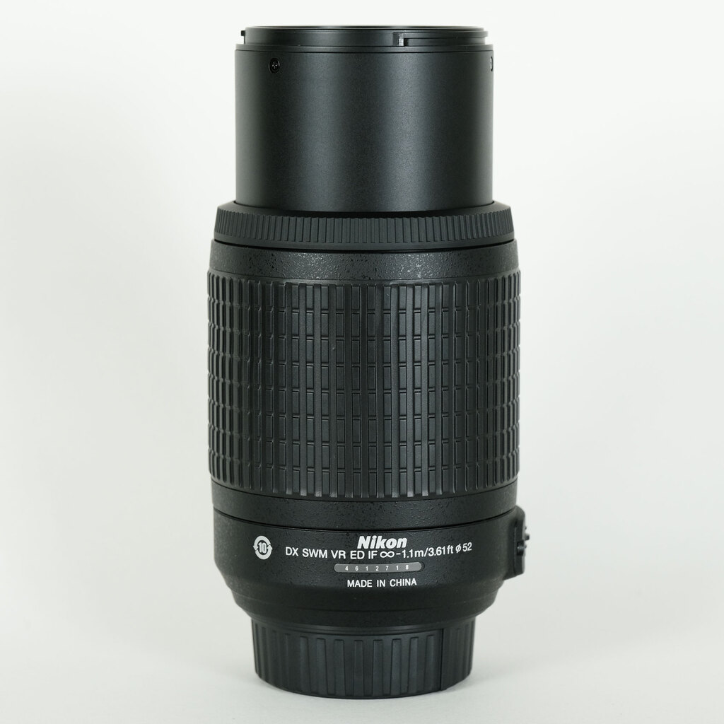 Nikon AF-S DX VR Zoom-Nikkor 55-200mm F4-5.6G IF-EDの出品