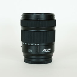 Panasonic LUMIX S 28-200mm F4-7.1 MACRO O.I.S. Panasonic LUMIX S 28-200mm F4-7.1 MACRO O.I.S.