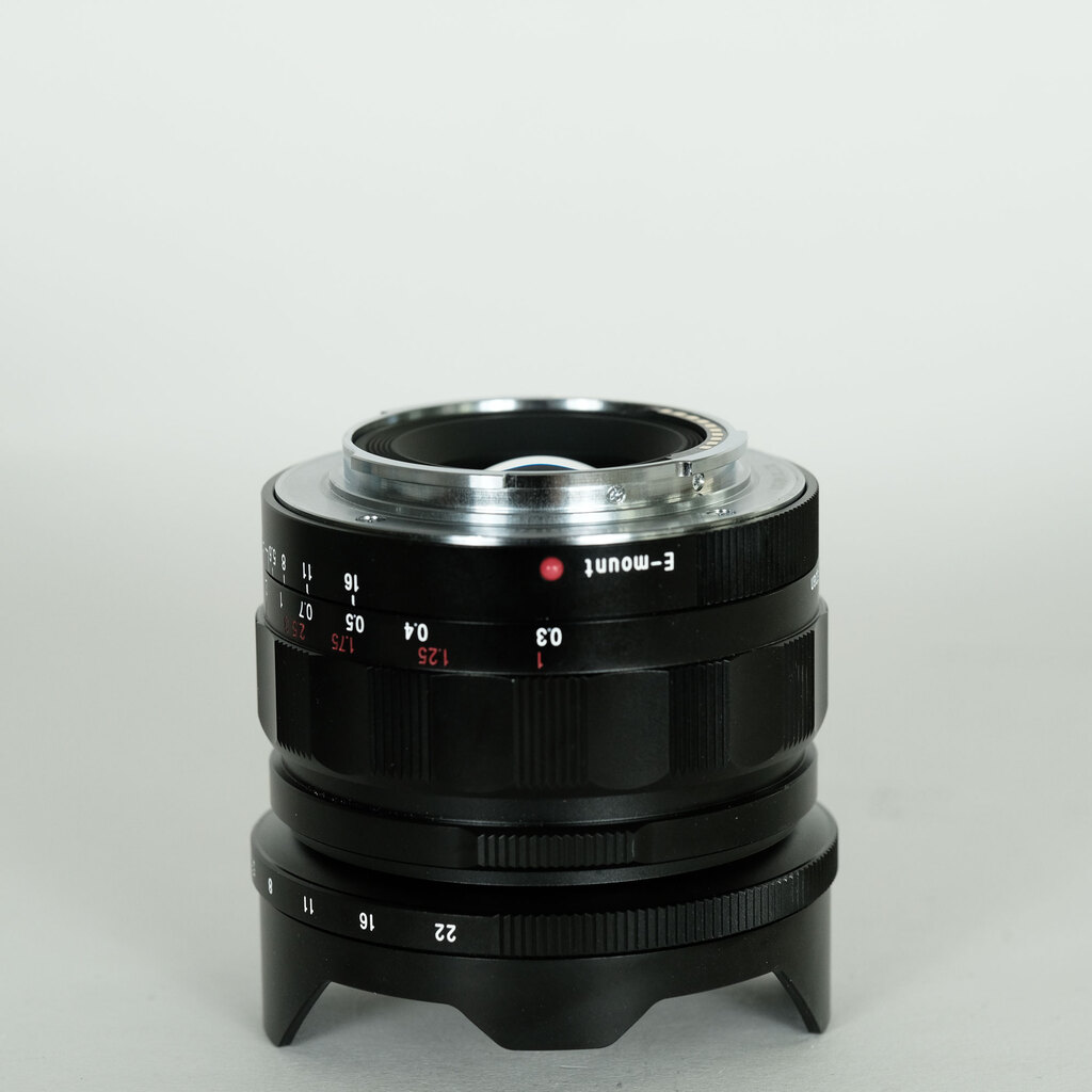 Voigtlander SUPER WIDE-HELIAR 15mm F4.5 Aspherical III E-mount (ソニーE用)