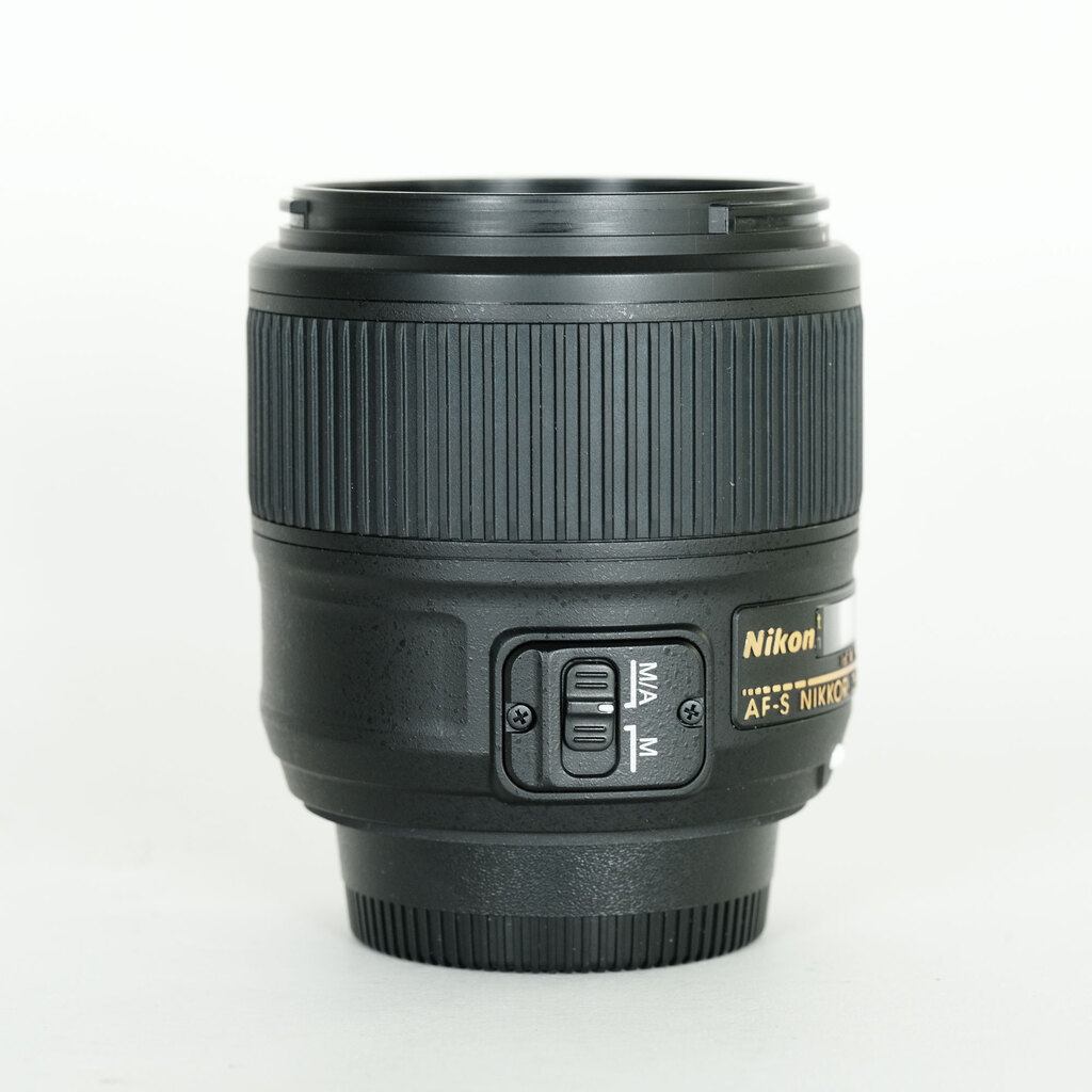 Nikon AF-S NIKKOR 35mm f/1.8G ED