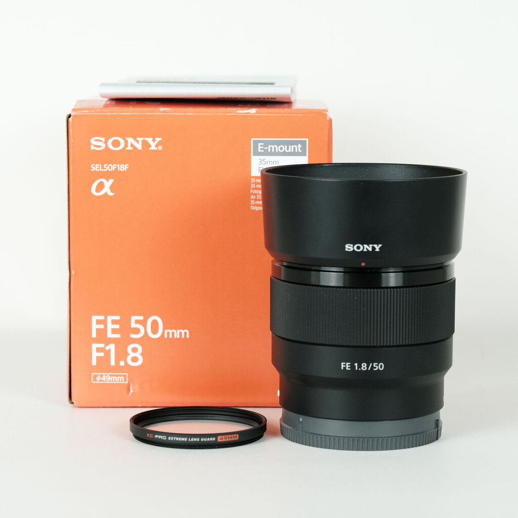美品箱ありSONY FE 50mm F1.8EマウントレンズSEL50F18F 美品箱ありSONY FE 50mm F1.8EマウントレンズSEL50F18F カメラ