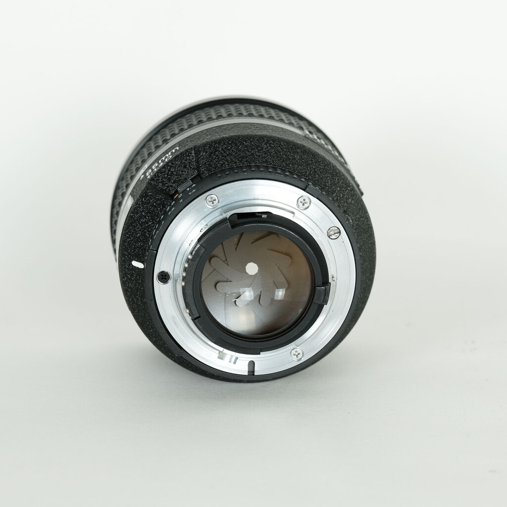 Nikon Ai AF Nikkor 85mm F1.4D IF