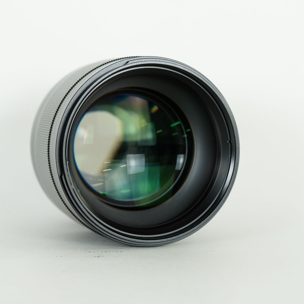 TOKINA atx-m 85mm F1.8 FE TOKINA atx-m 85mm F1.8 FE