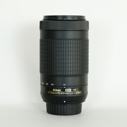 Nikon AF-P DX NIKKOR 70-300mm f/4.5-6.3G ED VR Nikon AF-P DX NIKKOR 70-300mm f/4.5-6.3G ED VR