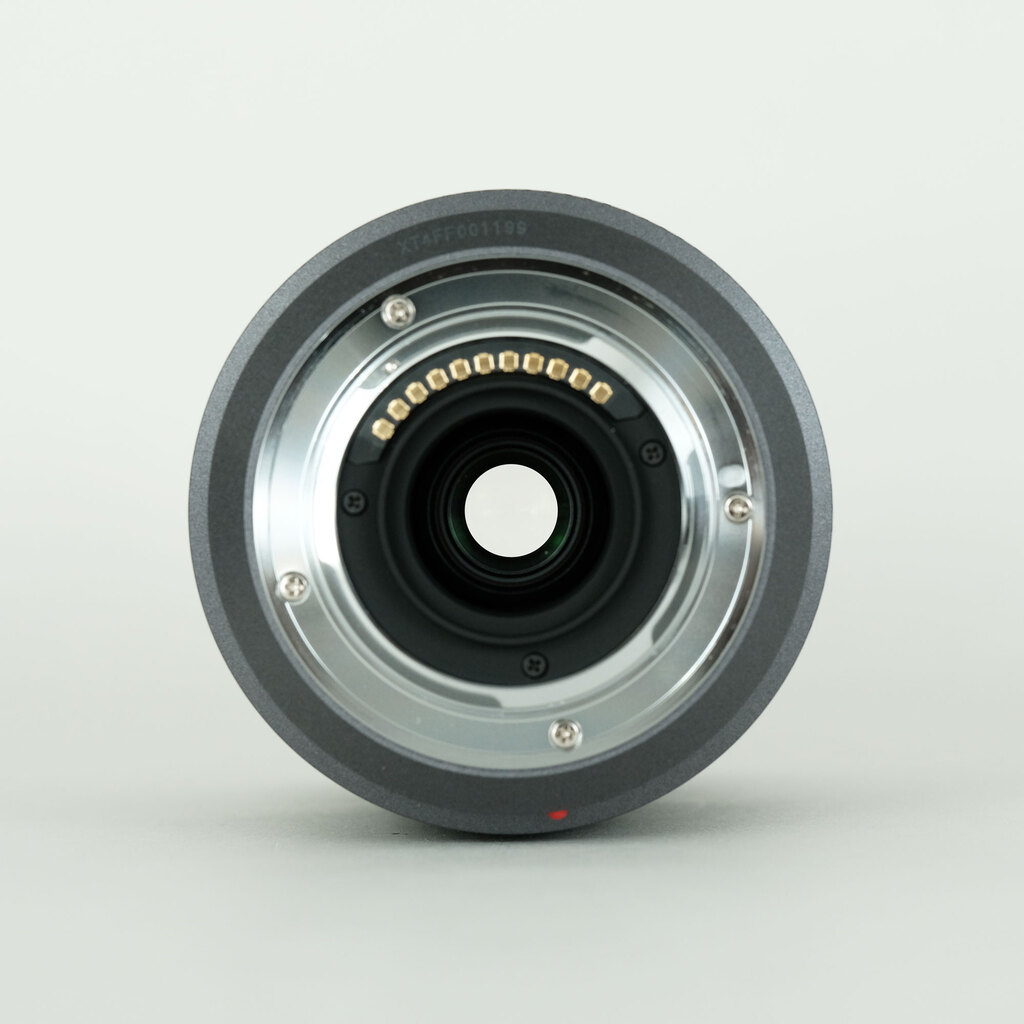 Panasonic LUMIX G VARIO 45-200mm F4.0-F5.6 MEGA O.I.S. H-FS045200 Panasonic LUMIX G VARIO 45-200mm F4.0-F5.6 MEGA O.I.S. H-FS045200