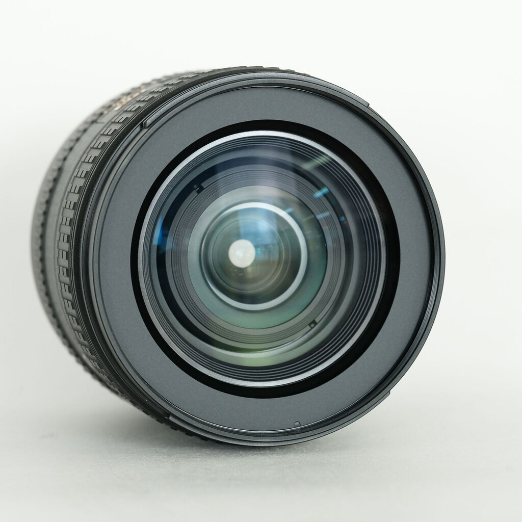 Nikon AF-S DX NIKKOR 16-80mm f/2.8-4E ED VR Nikon AF-S DX NIKKOR 16-80mm f/2.8-4E ED VR