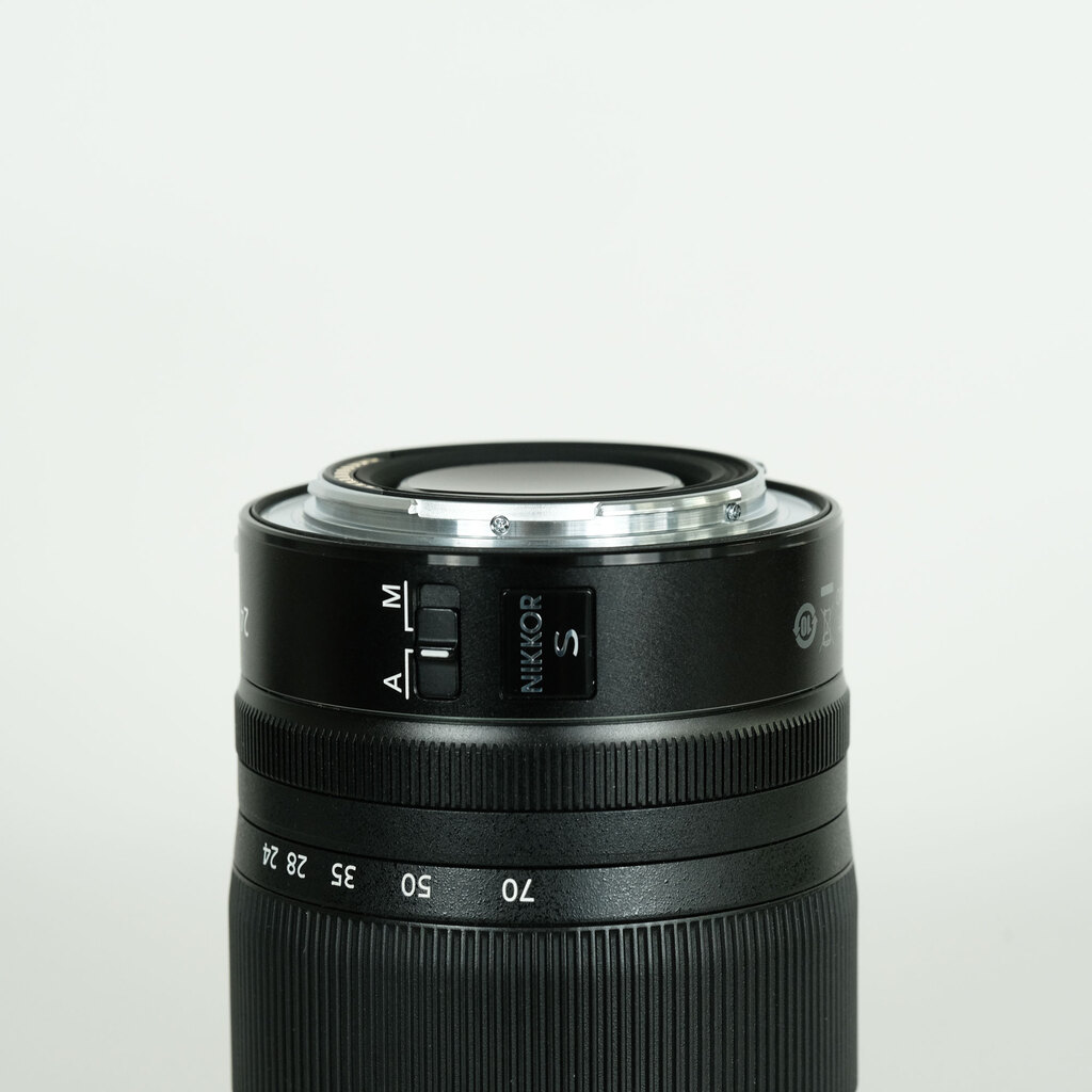 Nikon NIKKOR Z 24-70mm f/4 S Nikon NIKKOR Z 24-70mm f/4 S