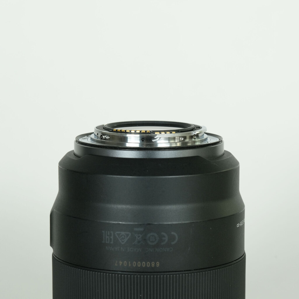 Canon RF50mm F1.2 L USM Canon RF50mm F1.2 L USM