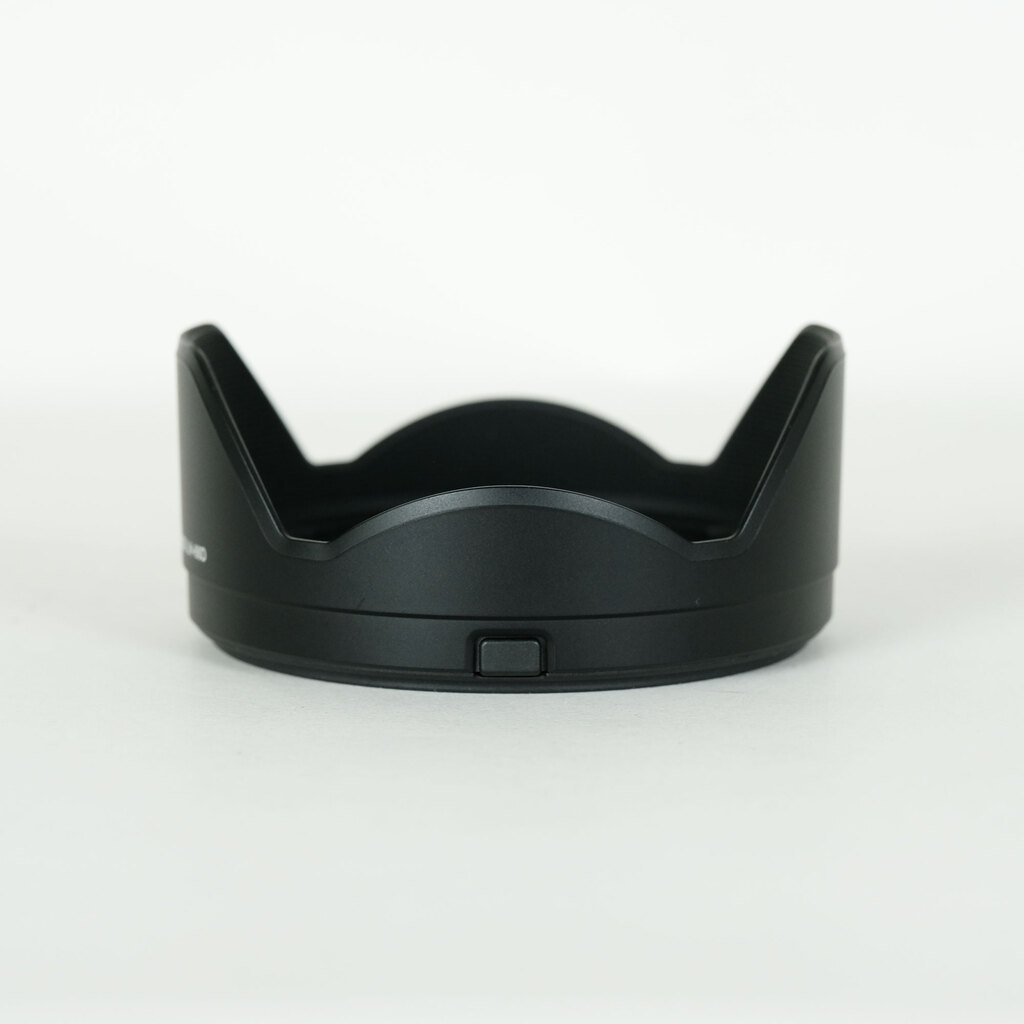 OLYMPUS M.ZUIKO DIGITAL ED 12-40mm F2.8 PRO II OLYMPUS M.ZUIKO DIGITAL ED 12-40mm F2.8 PRO II