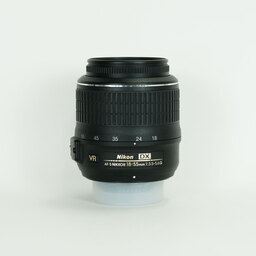 Nikon AF-S DX NIKKOR 18-55mm F3.5-5.6 G VR Nikon AF-S DX NIKKOR 18-55mm F3.5-5.6 G VR