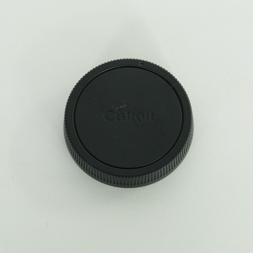 Canon EF-M22mm F2 STM Canon EF-M22mm F2 STM
