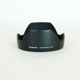 OLYMPUS M.ZUIKO DIGITAL ED 12‑200mm F3.5-6.3 OLYMPUS M.ZUIKO DIGITAL ED 12‑200mm F3.5-6.3