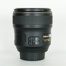 Nikon AF-S NIKKOR 35mm f/1.4G Nikon AF-S NIKKOR 35mm f/1.4G