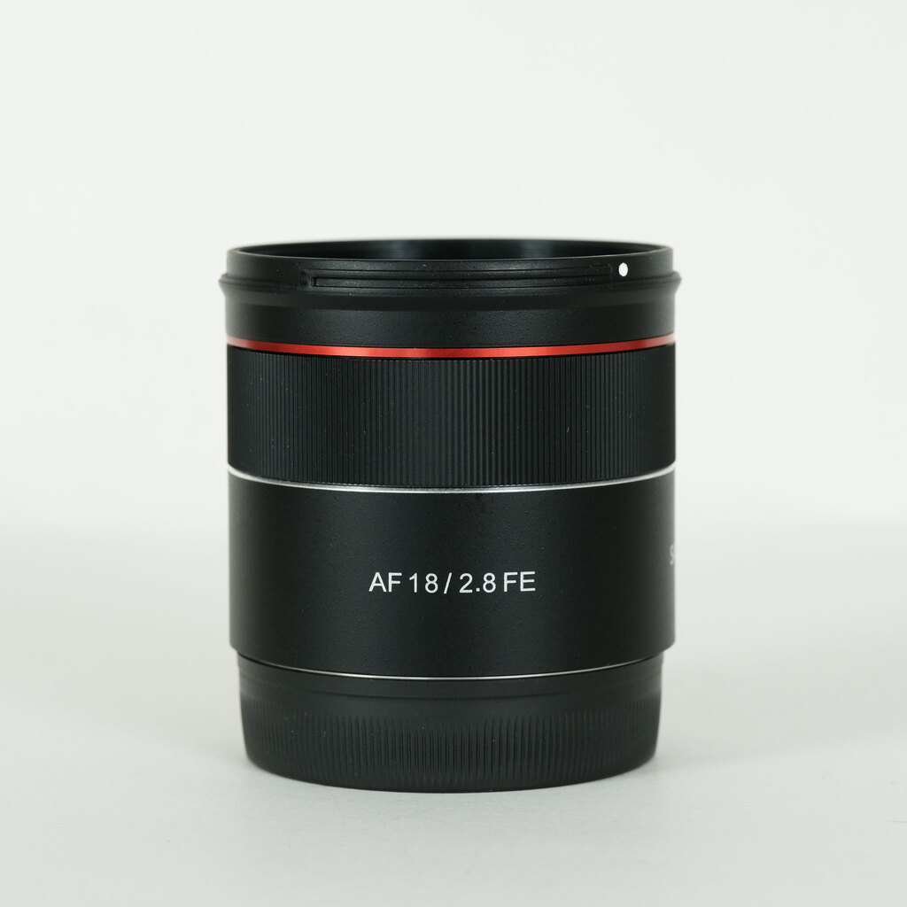 SAMYANG AF 18/2.8 FE 単焦点広角レンズ　ソニーαE用 Amazon.co.jp: SAMYANG 単焦点広角レンズ AF 24mm F2.8 FE