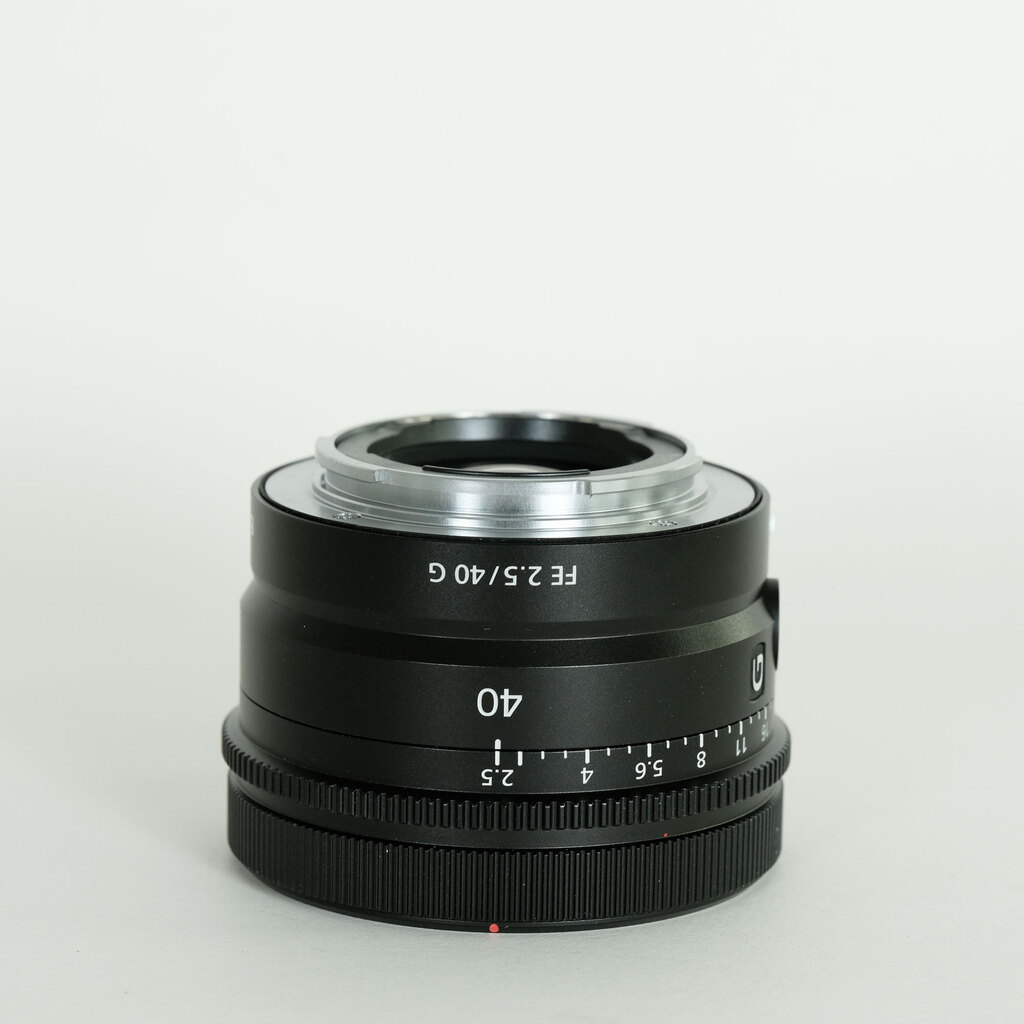 SONY FE 40mm F2.5 G SEL40F25G SONY FE 40mm F2.5 G SEL40F25G