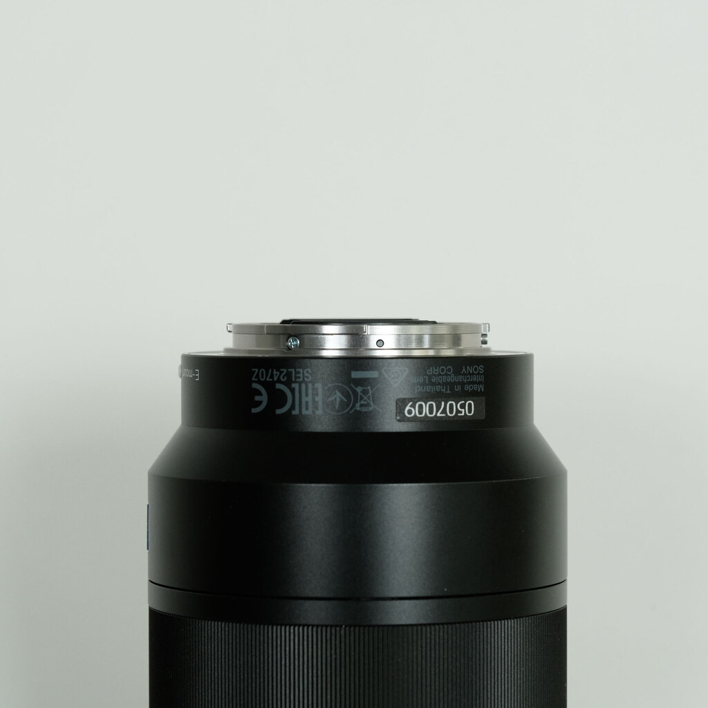 SONY Vario-Tessar T＊ FE 24-70mm F4 ZA OSS SEL2470Zの出品