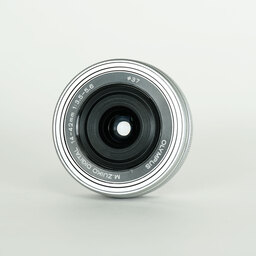 OLYMPUS M.ZUIKO DIGITAL ED 14-42mm F3.5-5.6 EZ シルバー