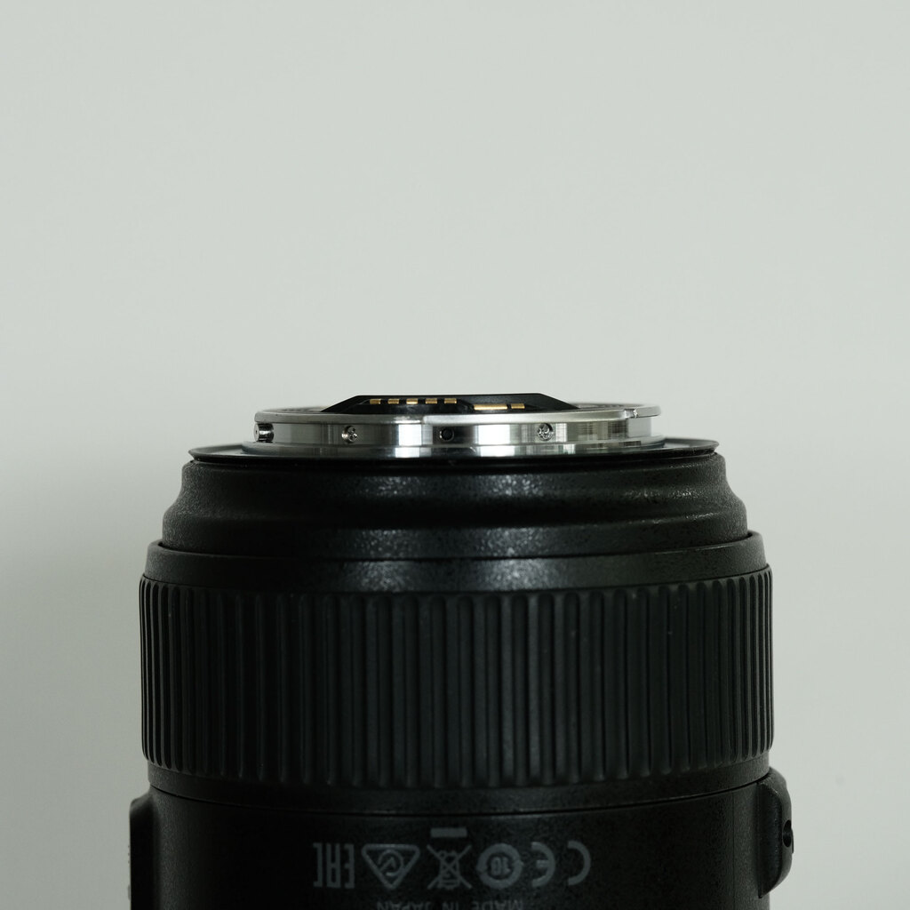 Canon EF24-105mm F4L IS II USM Canon EF24-105mm F4L IS II USM