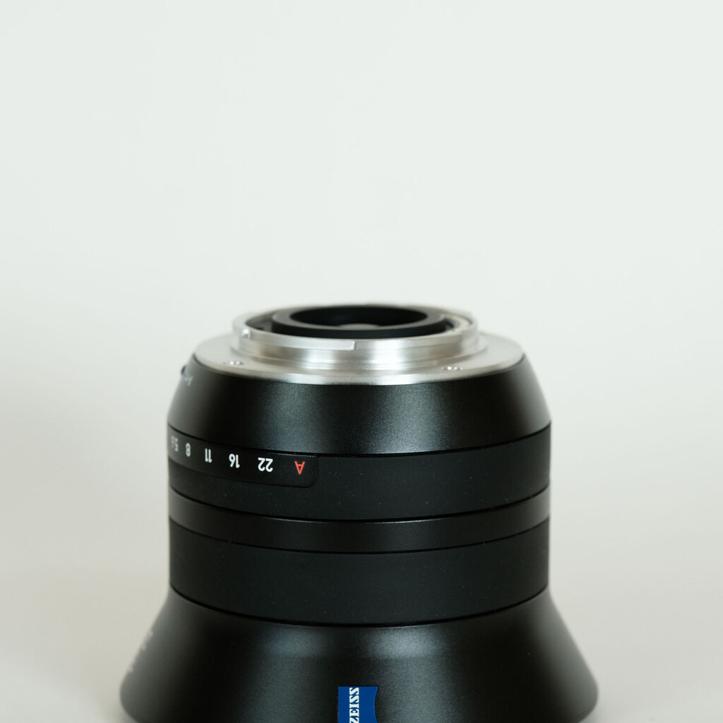 Carl Zeiss Touit 2.8/12 [フジフイルムX用]