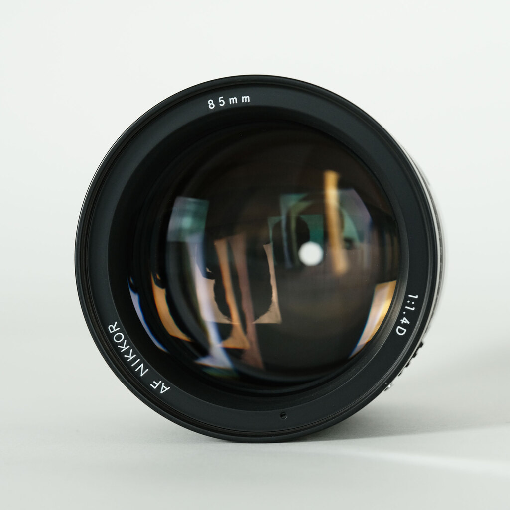Nikon Ai AF Nikkor 85mm F1.4D IF Nikon Ai AF Nikkor 85mm F1.4D IF