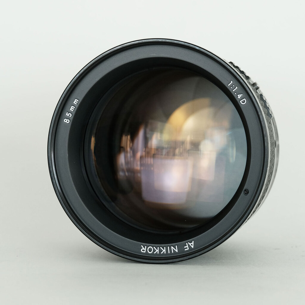 Nikon Ai AF Nikkor 85mm F1.4D IF Nikon Ai AF Nikkor 85mm F1.4D IF