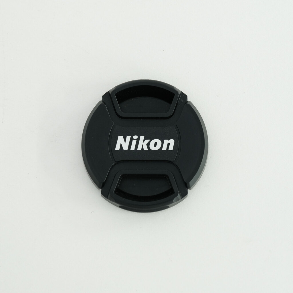 Nikon AF-S DX Micro NIKKOR 40mm f/2.8G Nikon AF-S DX Micro NIKKOR 40mm f/2.8G