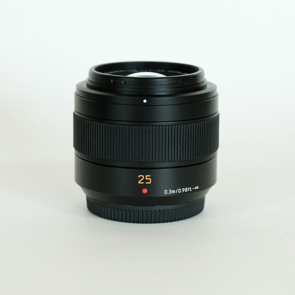 Panasonic LEICA DG SUMMILUX 25mm/F1.4 II ASPH. Panasonic LEICA DG SUMMILUX 25mm/F1.4 II ASPH.