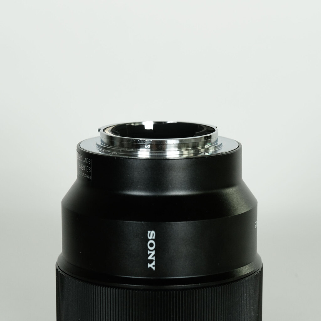 SONY FE 85mm F1.8 SEL85F18 ※ジャンク扱い SONY FE 85mm F1.8 SEL85F18の出品 | ONE SCENE（ワンシーン）