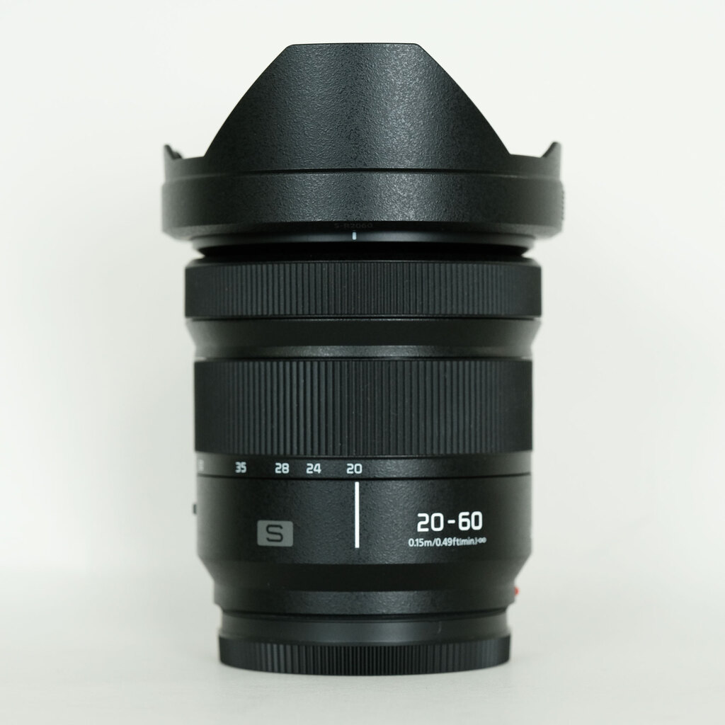 Panasonic LUMIX S 20-60mm F3.5-5.6 Panasonic LUMIX S 20-60mm F3.5-5.6