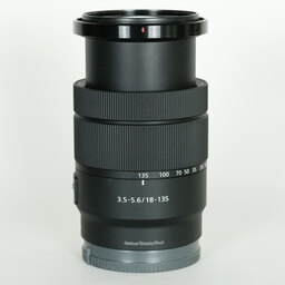SONY E 18-135mm F3.5-5.6 OSS SEL18135