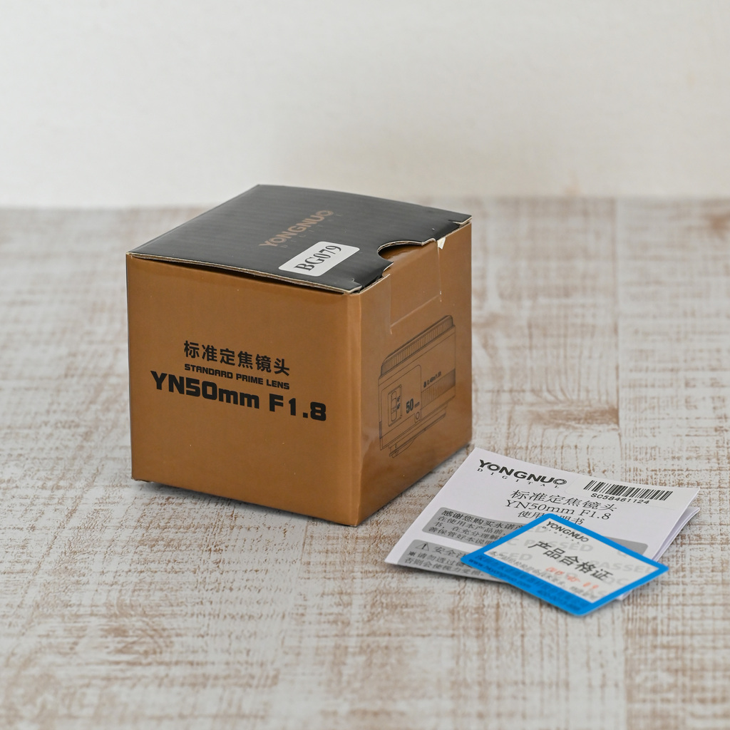 YONGNUO YN50mm F1.8 [キヤノンEF用]