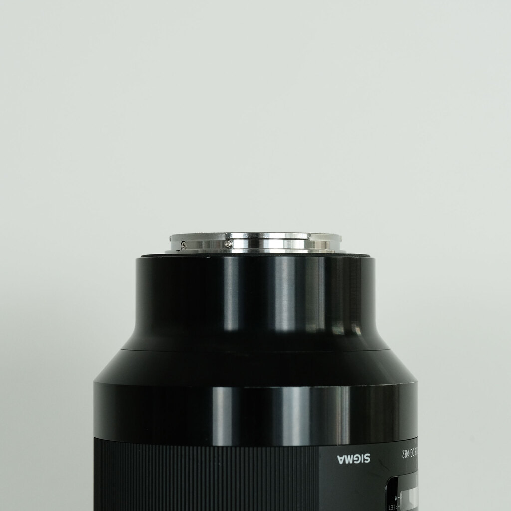 SIGMA Art 135mm F1.8 DG HSM  (ソニーE用) SIGMA Art 135mm F1.8 DG HSM  (ソニーE用)