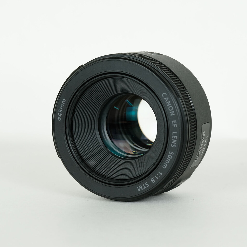 Canon レンズ EF50 f/1.8 STM Canon EF 50mm f/1.8 STM Lens Review
