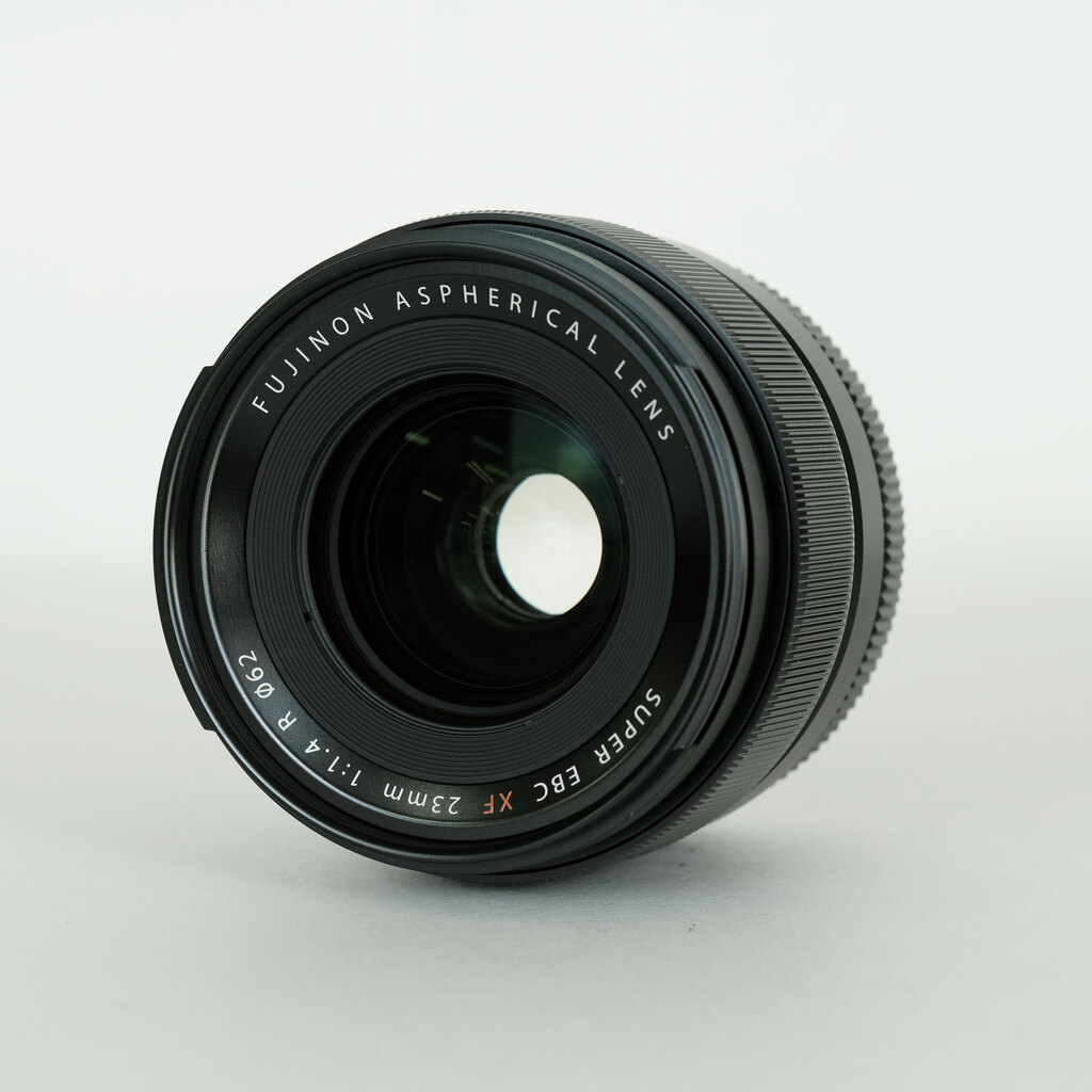 FUJI FILM　XF23F1.4 R　上等品 荻窪カメラのさくらや / フジフイルム XF23mmF1.4 R LM WR【～9
