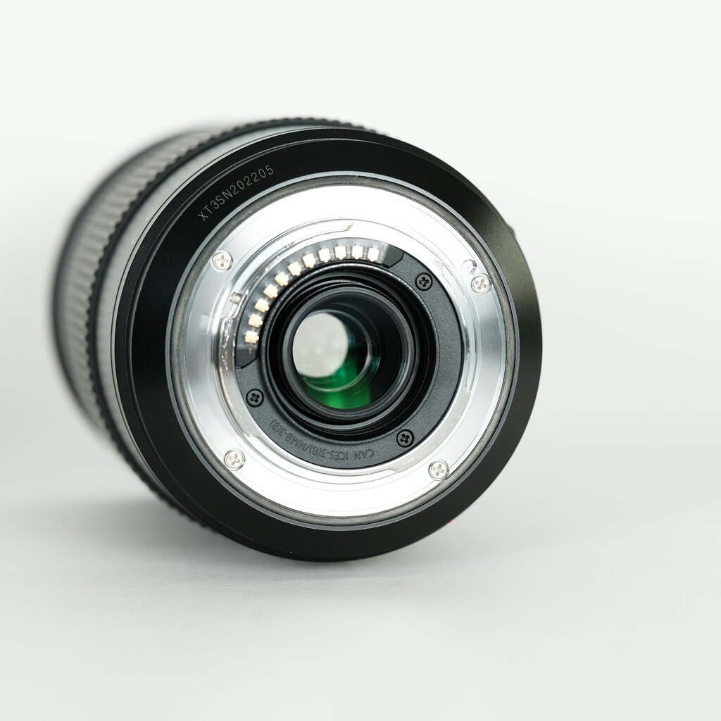 Panasonic LUMIX G VARIO 100-300mm / F4.0-5.6 II / POWER O.I.S. Panasonic LUMIX G VARIO 100-300mm / F4.0-5.6 II / POWER O.I.S.