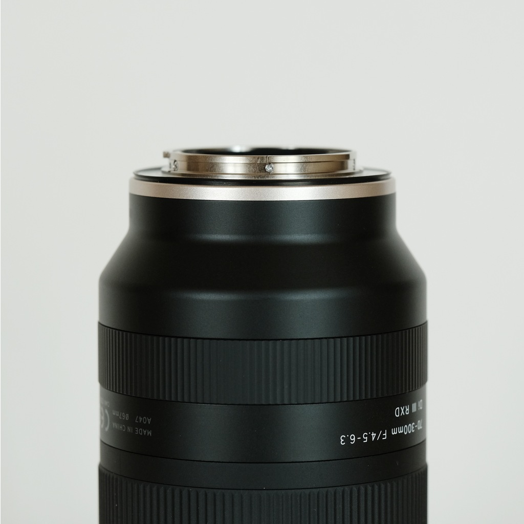 TAMRON 70-300mm F/4.5-6.3 Di III RXD (Model A047) [ソニーE用]