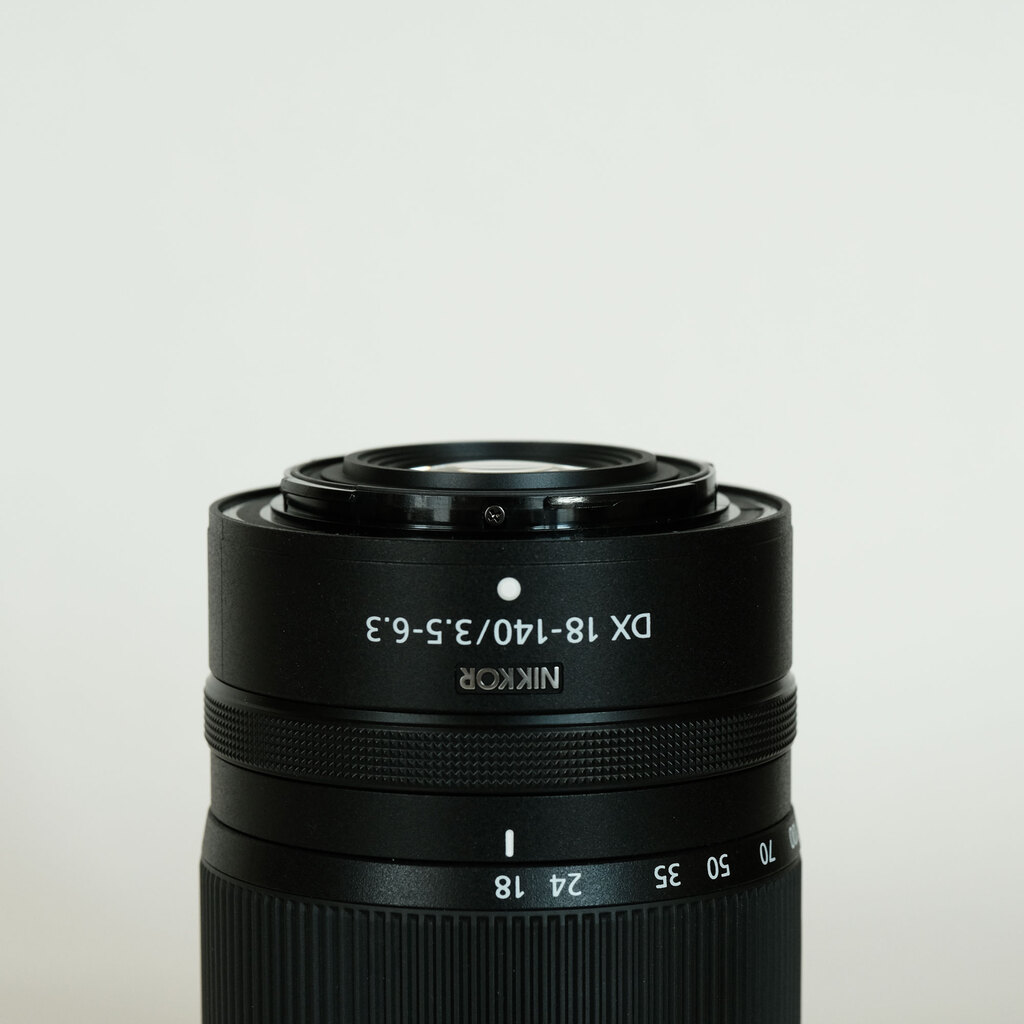 Nikon NIKKOR Z DX 18-140mm f/3.5-6.3 VR Nikon NIKKOR Z DX 18-140mm f/3.5-6.3 VR