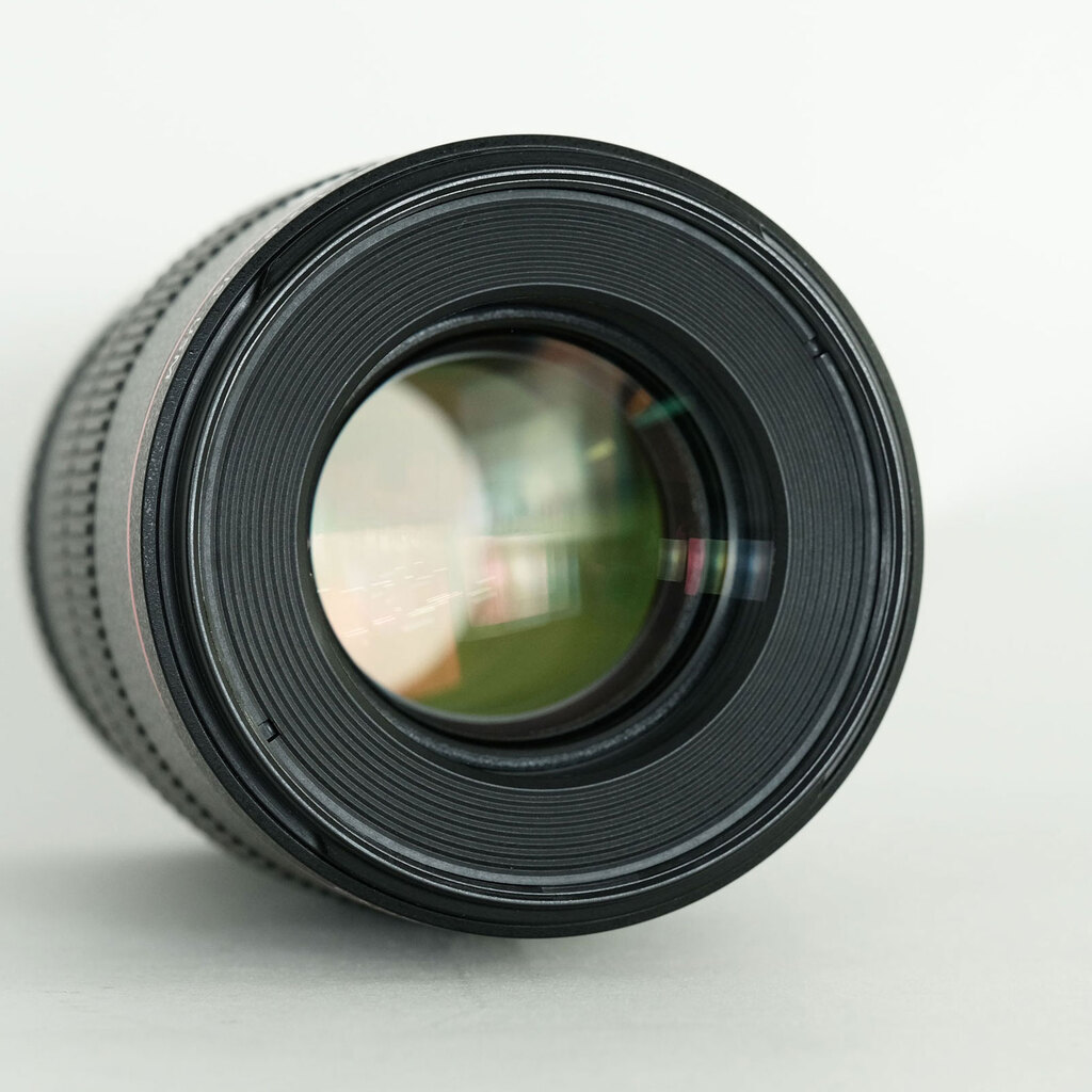 Canon EF100mm F2.8Lマクロ IS USM Canon EF100mm F2.8Lマクロ IS USM