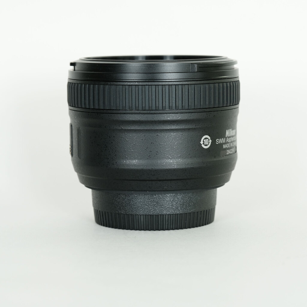 Nikon AF-S NIKKOR 50mm f/1.8Gの出品 | ONE SCENE（ワンシーン）