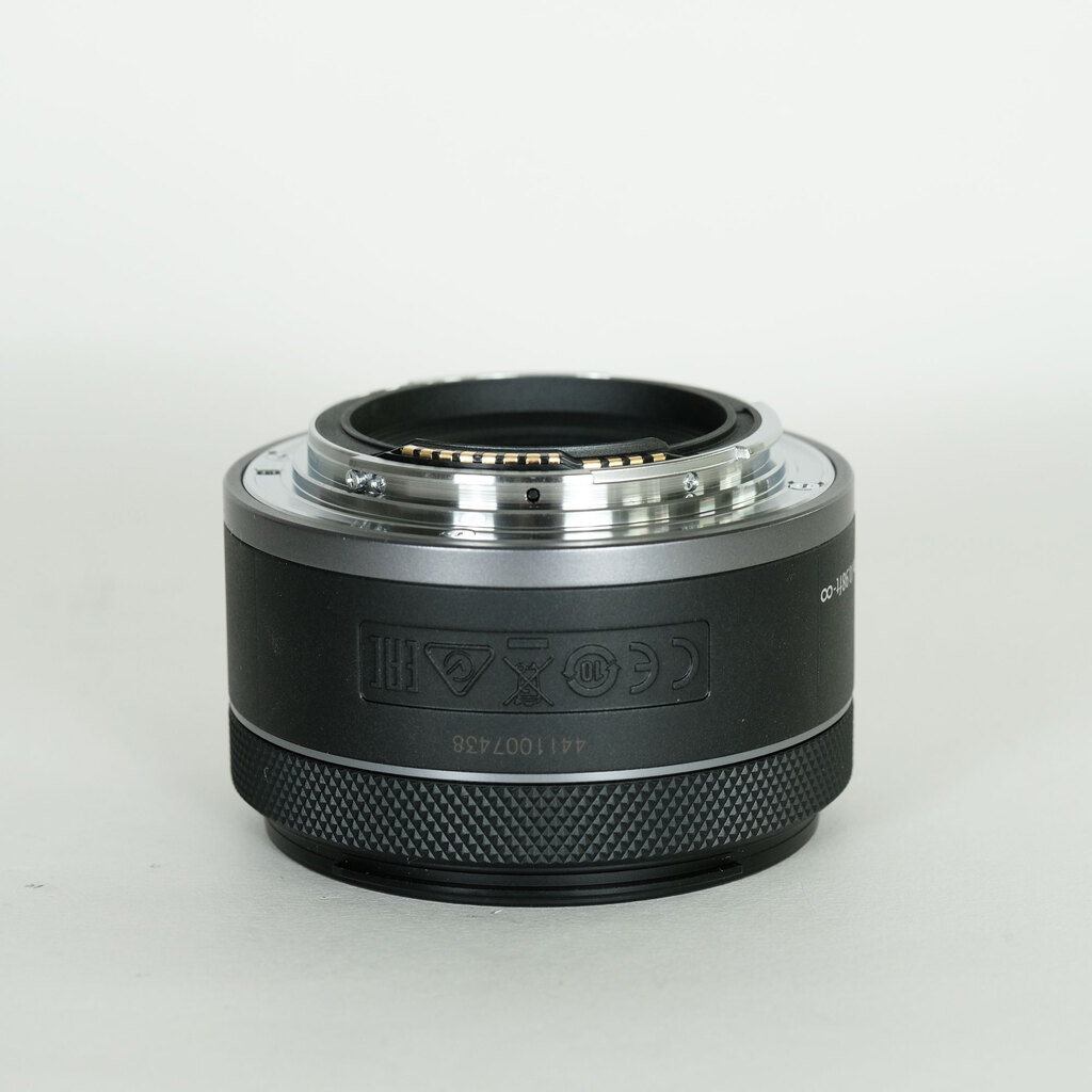 Canon RF50mm F1.8 STM Canon RF50mm F1.8 STM
