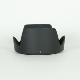 Nikon AF-S DX VR Zoom-Nikkor 18-200mm F3.5-5.6G IF-ED Nikon AF-S DX VR Zoom-Nikkor 18-200mm F3.5-5.6G IF-ED