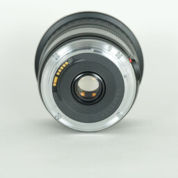 Canon EF20-35mm F3.5-4.5 USM