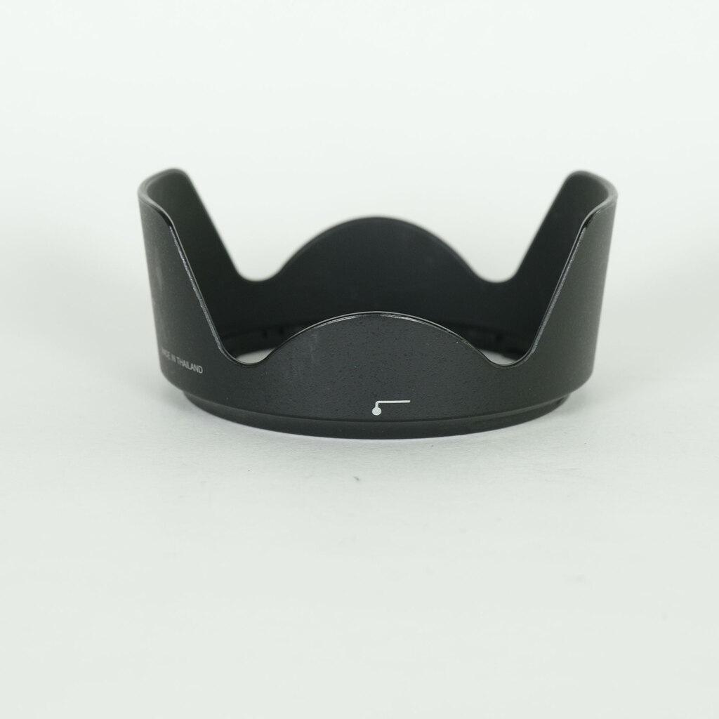 Nikon AF-S DX NIKKOR 16-85mm F3.5-5.6G ED VR Nikon AF-S DX NIKKOR 16-85mm F3.5-5.6G ED VR